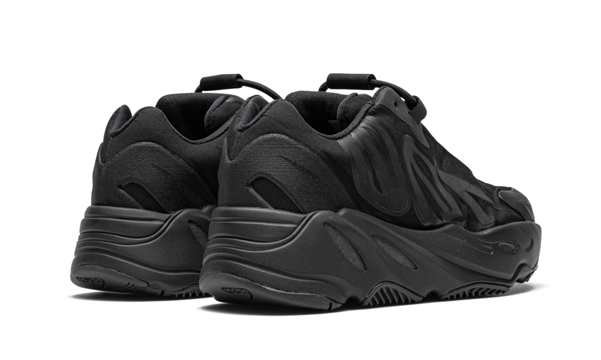 Yeezy Boost 700 MNVN Kids "Triple Black"